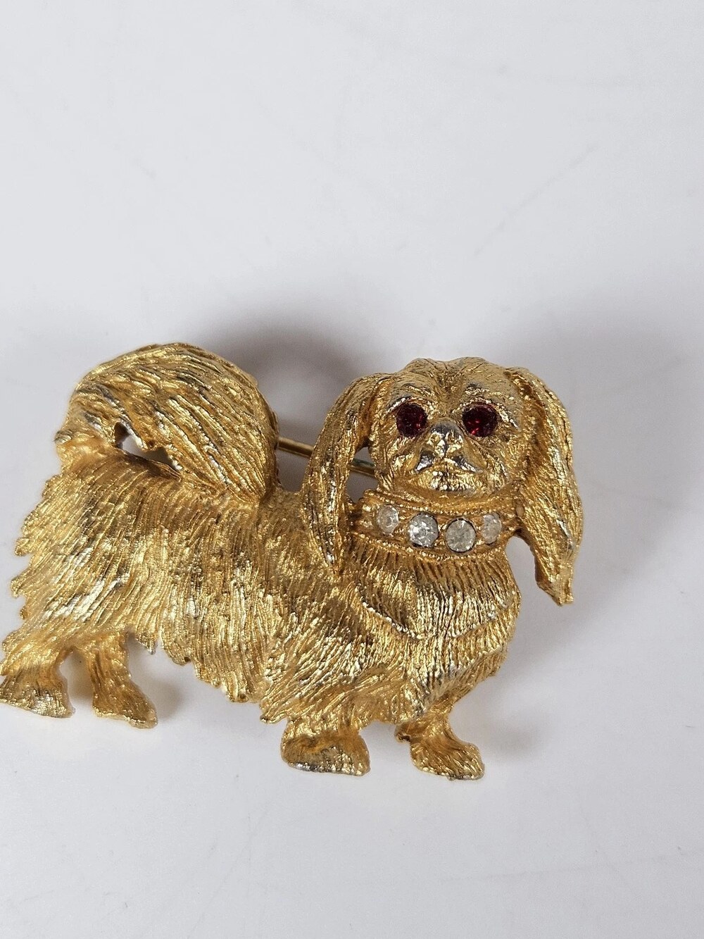 Nemo Pekingese Dog Brooch Gold Tone Red Rhinestone Vintage